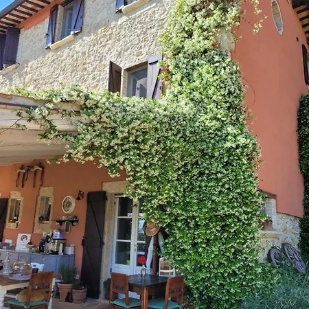 L'usignolo Alojamento de Acomodação e Pequeno-almoço