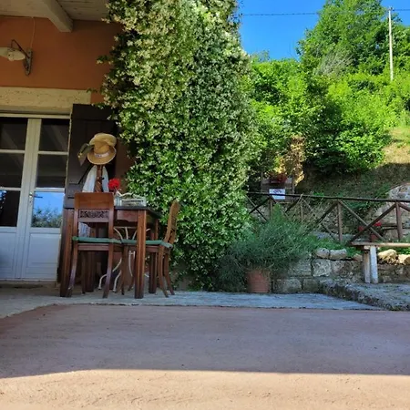 Alojamento de Acomodação e Pequeno-almoço L'usignolo