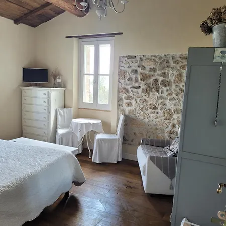 L'usignolo Alojamento de Acomodação e Pequeno-almoço