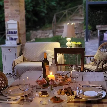 Alojamento de Acomodação e Pequeno-almoço L'usignolo 3*