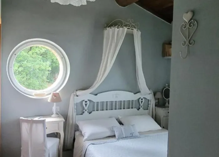 Bed and breakfast L'usignolo 3*